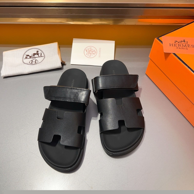 H**mes sandals